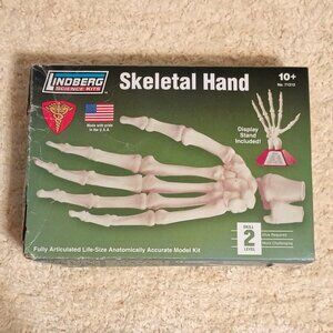 GUC ~ Lindberg Science Skeletal Hand Fully Articulated Life-Size Model Kit